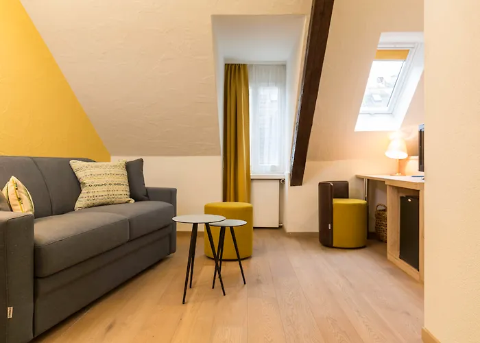 PLATZHIRSCH ZÜRICH - Downtown Boutique Hotel&Sushi Lounge